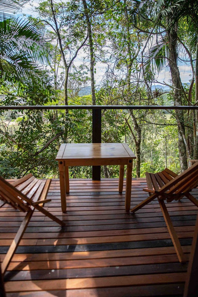Cabana Mahalo | Com hidro e cinema ao ar livre